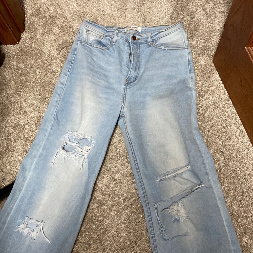 Trendy wide leg jeans